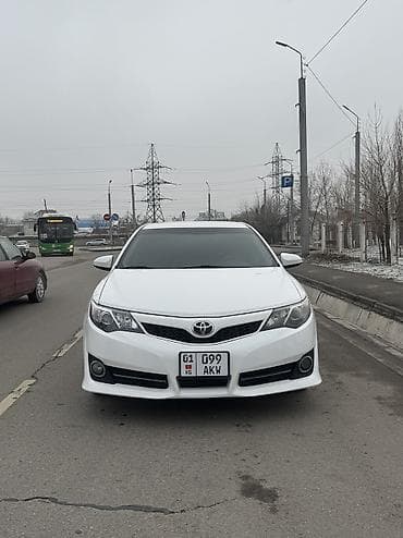 Toyota Camry: 2014 г., 2.5 л, Автомат, Бензин, Седан at lalafo.kg Toyota Camry: 2014 г., 2.5 л, Автомат, Бензин, Седан