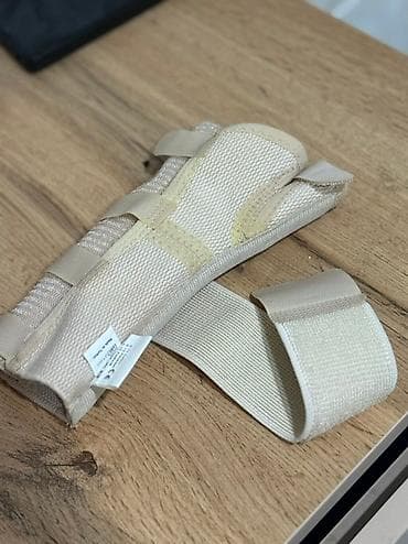 Бандаж “Variteks” для фиксации запястья и большого пальца at lalafo.kg Бандаж “Variteks” для фиксации запястья и большого пальца