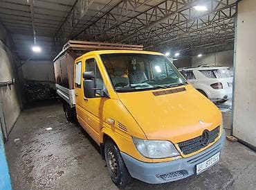 Грузовик, Mercedes-Benz, Дубль, 3 т, Б/у at lalafo.kg Грузовик, Mercedes-Benz, Дубль, 3 т, Б/у
