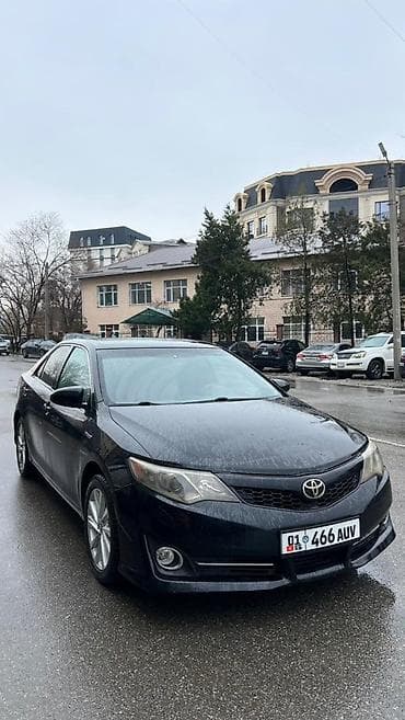 Toyota Camry: 2012 г., 2.4 л, Автомат, Гибрид, Седан at lalafo.kg Toyota Camry: 2012 г., 2.4 л, Автомат, Гибрид, Седан