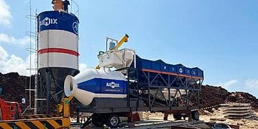Мобильный бетоносмесительный завод AJZY-50 — строительство склада При at lalafo.kg Мобильный бетоносмесительный завод AJZY-50 — строительство склада При