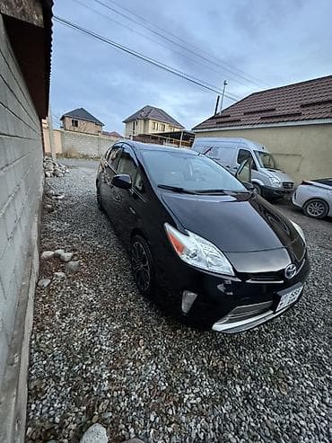 Oldsmobile: Toyota Prius: 2015 г., Гибрид, Хэтчбэк at lalafo.kg — 3 Oldsmobile: Toyota Prius: 2015 г., Гибрид, Хэтчбэк — 3