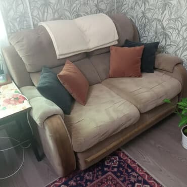 Кровати кровати кровати Мебель для дома: 2 дивана, односпальные at lalafo.kg Кровати кровати кровати Мебель для дома: 2 дивана, односпальные