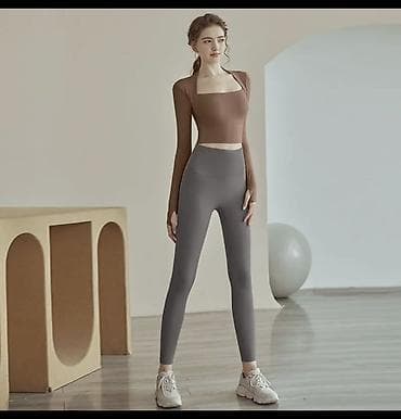 Женские спортивные топ и легинсы с высокой посадкой - Плотный at lalafo.kg Женские спортивные топ и легинсы с высокой посадкой - Плотный