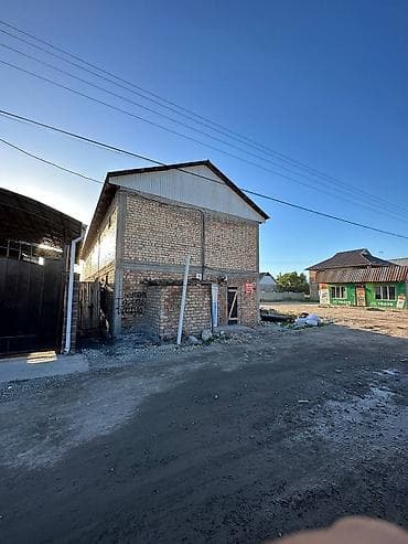 Продажа полдома: Срочно! 2 этаж ЗДАНИЯ БИЗНЕСИ МЕНЕН САТЫЛАТ.320кв/м АЙЫНА 100000 at lalafo.kg — 3 Продажа полдома: Срочно! 2 этаж ЗДАНИЯ БИЗНЕСИ МЕНЕН САТЫЛАТ.320кв/м АЙЫНА 100000 — 3