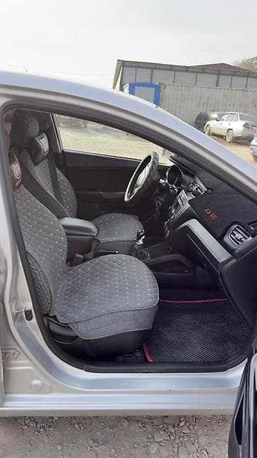 Mini: Kia Rio: 2015 г., 1.6 л, Механика, Бензин, Седан lalafo.kg да — 6 Mini: Kia Rio: 2015 г., 1.6 л, Механика, Бензин, Седан — 6