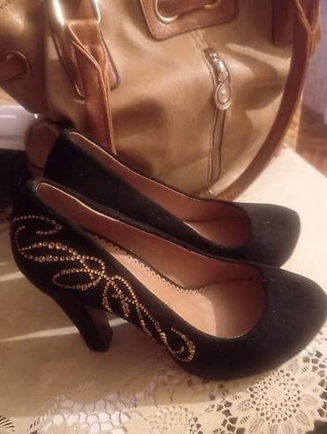 Туфли 200 сом at lalafo.kg Туфли 200 сом