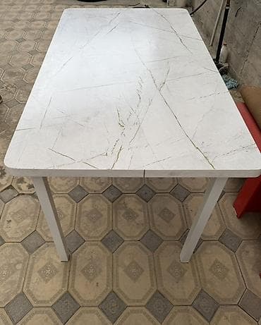 Бычуучу столдор: Ашкана үчүн үстөл, Тик бурчтуу, Бүктөлбөгөн lalafo.kg да — 1 Бычуучу столдор: Ашкана үчүн үстөл, Тик бурчтуу, Бүктөлбөгөн — 1