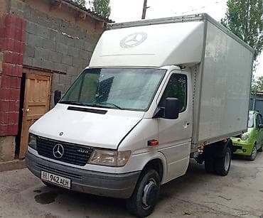 Легкий грузовик, Mercedes-Benz, Стандарт at lalafo.kg Легкий грузовик, Mercedes-Benz, Стандарт