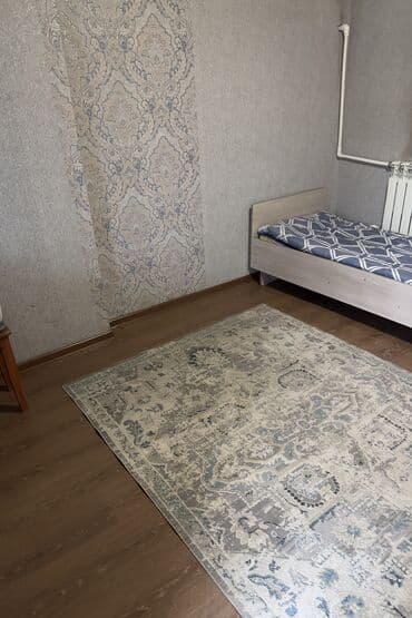 Сдаю комнату для самозанятой девушки,комната отдельная на территории at lalafo.kg Сдаю комнату для самозанятой девушки,комната отдельная на территории