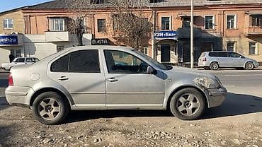 Volkswagen Bora: 2001 г., 2 л, Автомат, Бензин, Седан at lalafo.kg — 1 Volkswagen Bora: 2001 г., 2 л, Автомат, Бензин, Седан — 1