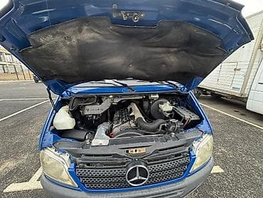 Mercedes-Benz Спринтер: 2001 г., 2.7 л, Ручные, Дизель, Бус at lalafo.kg Mercedes-Benz Спринтер: 2001 г., 2.7 л, Ручные, Дизель, Бус