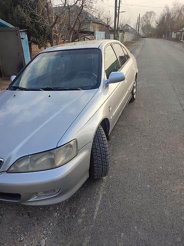 Honda Accord: 2001 г., 1.8 л, Механика, Газ, Седан at lalafo.kg — 8 Honda Accord: 2001 г., 1.8 л, Механика, Газ, Седан — 8