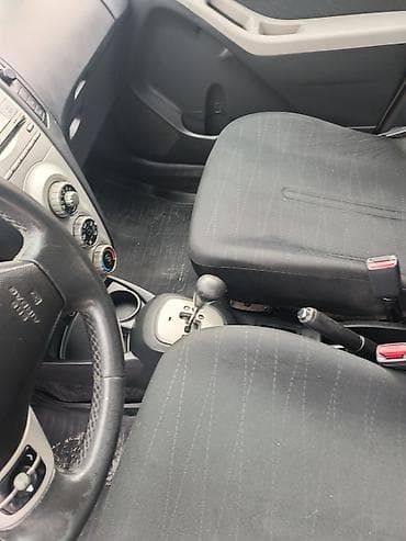 Toyota Yaris: 2008 г., 1.4 л, Робот, Дизель, Хэтчбэк at lalafo.kg — 8 Toyota Yaris: 2008 г., 1.4 л, Робот, Дизель, Хэтчбэк — 8