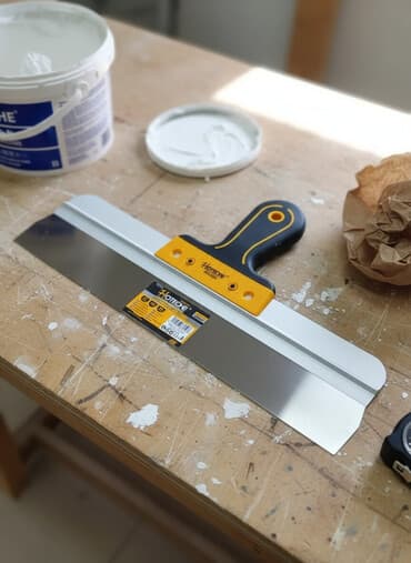 Строительный магазин "Хозмаг": Шпатель для шпаклёвки Hoteche 456004 - Тип: широкий шпатель/правило at lalafo.kg Строительный магазин "Хозмаг": Шпатель для шпаклёвки Hoteche 456004 - Тип: широкий шпатель/правило