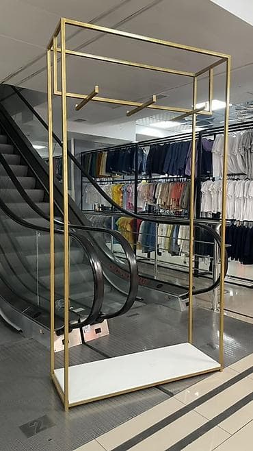 Кронштейны для магазина одежды в цвет золото В наличии 2шт Размеры at lalafo.kg Кронштейны для магазина одежды в цвет золото В наличии 2шт Размеры