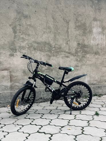 Детский велосипед, 2-колесный, 9 - 13 лет, Для девочки, Б/у at lalafo.kg Детский велосипед, 2-колесный, 9 - 13 лет, Для девочки, Б/у