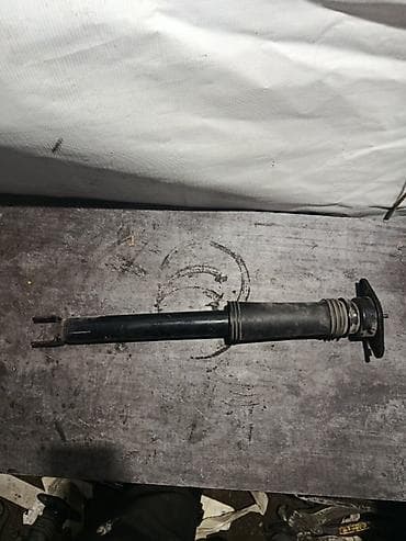 Задний амортизатор Hyundai 2009 г., Оригинал at lalafo.kg Задний амортизатор Hyundai 2009 г., Оригинал