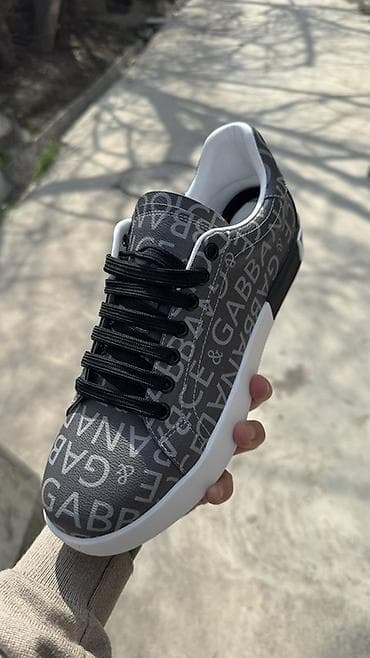 Мужские кроссовки, 41.5, Dolce & Gabbana, Новый, цвет - Серый at lalafo.kg Мужские кроссовки, 41.5, Dolce & Gabbana, Новый, цвет - Серый