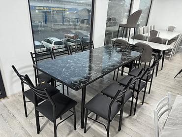 Кухонный стол и стул, цвет - Черный at lalafo.kg Кухонный стол и стул, цвет - Черный