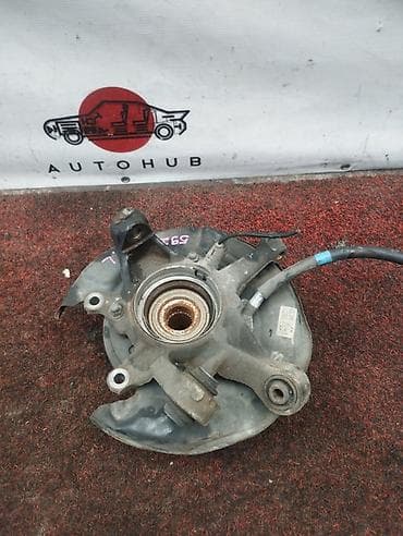 Задняя левая Ступица Toyota 2001 г., Б/у, Оригинал, Япония at lalafo.kg Задняя левая Ступица Toyota 2001 г., Б/у, Оригинал, Япония