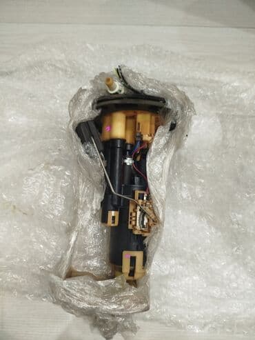 Топливный бак Honda Б/у, Оригинал at lalafo.kg Топливный бак Honda Б/у, Оригинал