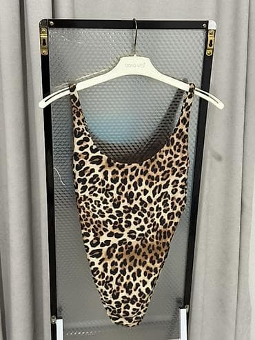 BERSHKA, HM и другие 1.Боди BERSHKA - M/600c 2. Кофточка с длинными lalafo.kg да BERSHKA, HM и другие 1.Боди BERSHKA - M/600c 2. Кофточка с длинными