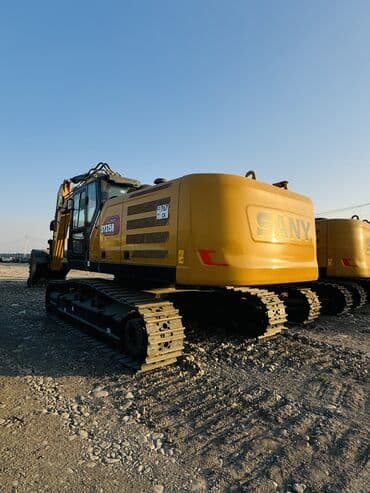 Rent out Гусеничный экскаватор, 37 тонн, 1,8 м³, На месяц at lalafo.kg Rent out Гусеничный экскаватор, 37 тонн, 1,8 м³, На месяц