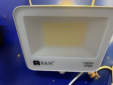 Светодиодный прожектор FAN 150W, IP65 - Мощность: 150 Вт — яркое at lalafo.kg Светодиодный прожектор FAN 150W, IP65 - Мощность: 150 Вт — яркое