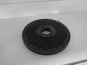 Матрица для гранулятора, диаметр: 150мм, 260мм. отвертсия 2,50мм at lalafo.kg Матрица для гранулятора, диаметр: 150мм, 260мм. отвертсия 2,50мм