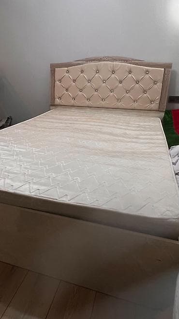Продаю спальный диван срочно ❗️ за 13000 Матрас чистый Наматрасник в at lalafo.kg Продаю спальный диван срочно ❗️ за 13000 Матрас чистый Наматрасник в