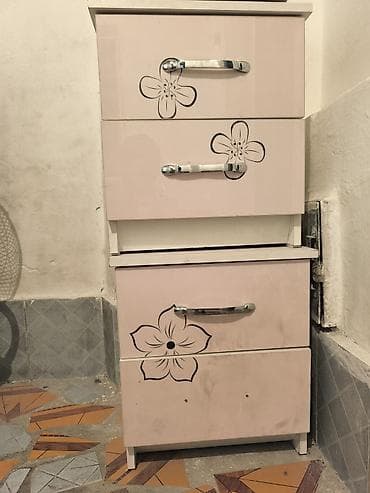 Комод для одежды, Б/у, Без зеркала, ЛДСП, цвет - Розовый at lalafo.kg Комод для одежды, Б/у, Без зеркала, ЛДСП, цвет - Розовый