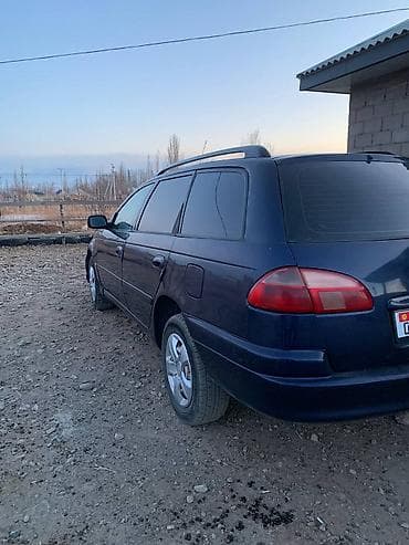 Toyota Avensis: 2003 г., 1.8 л, Механика, Бензин, Универсал at lalafo.kg — 7 Toyota Avensis: 2003 г., 1.8 л, Механика, Бензин, Универсал — 7