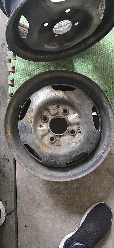 Железные Диски R 14 Пара, отверстий - 4, Б/у at lalafo.kg Железные Диски R 14 Пара, отверстий - 4, Б/у