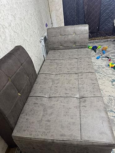 Прямой диван at lalafo.kg Прямой диван