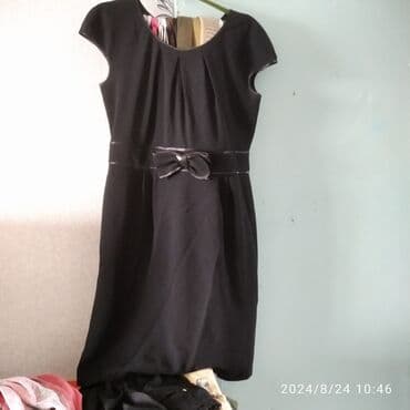 Вечернее платье, Короткая модель, Креп, Без рукавов, 4XL at lalafo.kg Вечернее платье, Короткая модель, Креп, Без рукавов, 4XL