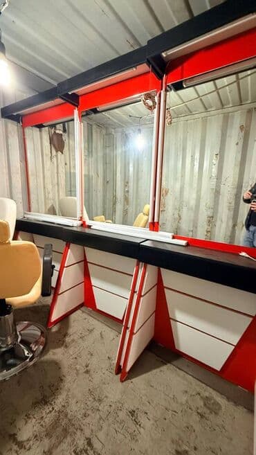 Комплект офисной мебели, Б/у, ДСП, Самовывоз, цвет - Красный at lalafo.kg Комплект офисной мебели, Б/у, ДСП, Самовывоз, цвет - Красный