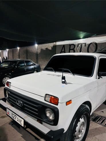 ВАЗ (ЛАДА) 4x4 Нива: 2008 г., 1.7 л, Механика, Бензин, Внедорожник at lalafo.kg ВАЗ (ЛАДА) 4x4 Нива: 2008 г., 1.7 л, Механика, Бензин, Внедорожник