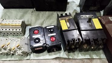 Рубильники: Электрический автомат, Трехфазные, Напряжение: 50 ампер at lalafo.kg — 8 Рубильники: Электрический автомат, Трехфазные, Напряжение: 50 ампер — 8