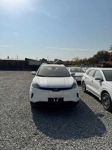 Электромобиль кроссовер (белый кузов) Основные характеристики по at lalafo.kg Электромобиль кроссовер (белый кузов) Основные характеристики по