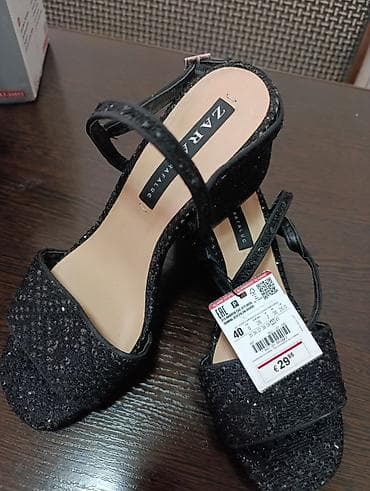 Босоножки Zara Trafaluc цена 29 € - Цвет: чёрный - Материал верха at lalafo.kg Босоножки Zara Trafaluc цена 29 € - Цвет: чёрный - Материал верха