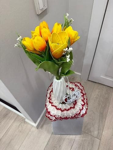 Tesla: Декоративные композиции из искусственных цветов в горшках/вазах lalafo.kg да — 2 Tesla: Декоративные композиции из искусственных цветов в горшках/вазах — 2