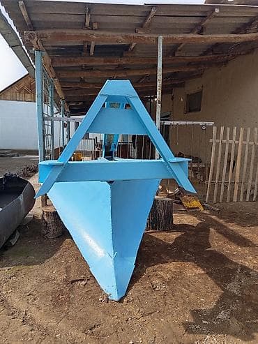 Отвал-рыхлитель для трактора (навесное оборудование) - Тип at lalafo.kg Отвал-рыхлитель для трактора (навесное оборудование) - Тип