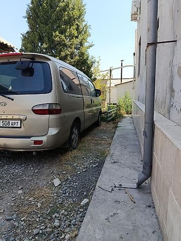 Hyundai Starex: 2007 г., 2.7 л, Механика, Газ, Минивэн at lalafo.kg Hyundai Starex: 2007 г., 2.7 л, Механика, Газ, Минивэн