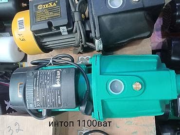 Водяной насос от 3500с корпусом красного цвета, предназначенный для at lalafo.kg Водяной насос от 3500с корпусом красного цвета, предназначенный для