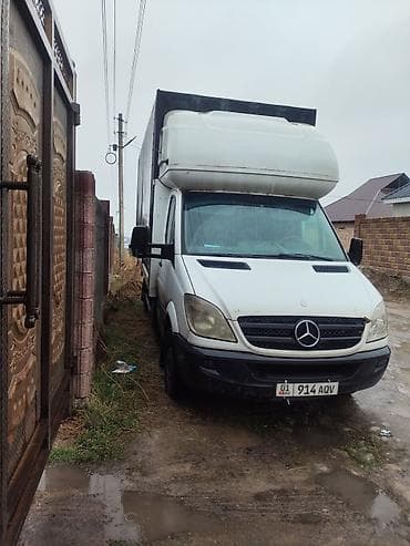 Грузовик, Mercedes-Benz, Стандарт, 3 т, Б/у at lalafo.kg Грузовик, Mercedes-Benz, Стандарт, 3 т, Б/у