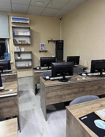 Ахунбаева/Абдрахманова Сдается офис Площадь: 32м2 С мебелью at lalafo.kg Ахунбаева/Абдрахманова Сдается офис Площадь: 32м2 С мебелью