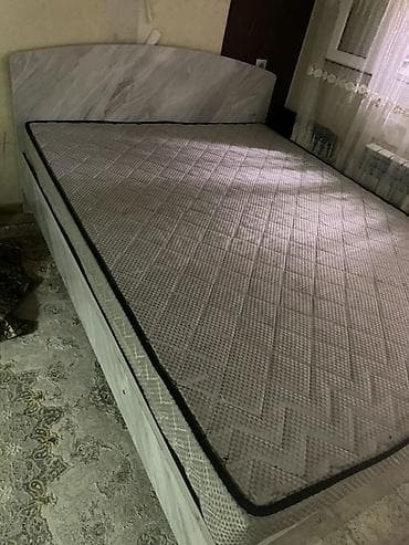 Двуспальная кровать, С матрасом, длина - 200 см at lalafo.kg Двуспальная кровать, С матрасом, длина - 200 см