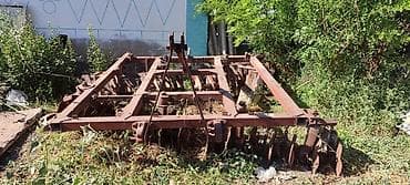 Продаю дисковые бороны бдт3 навесные на Т-150,дышло и опорная ось at lalafo.kg Продаю дисковые бороны бдт3 навесные на Т-150,дышло и опорная ось