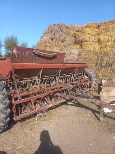 Уралец Тракторлор: Модель 904, Колдонулган, 2011 г., Башка агрегаттар менен трактор lalafo.kg да — 12 Уралец Тракторлор: Модель 904, Колдонулган, 2011 г., Башка агрегаттар менен трактор — 12